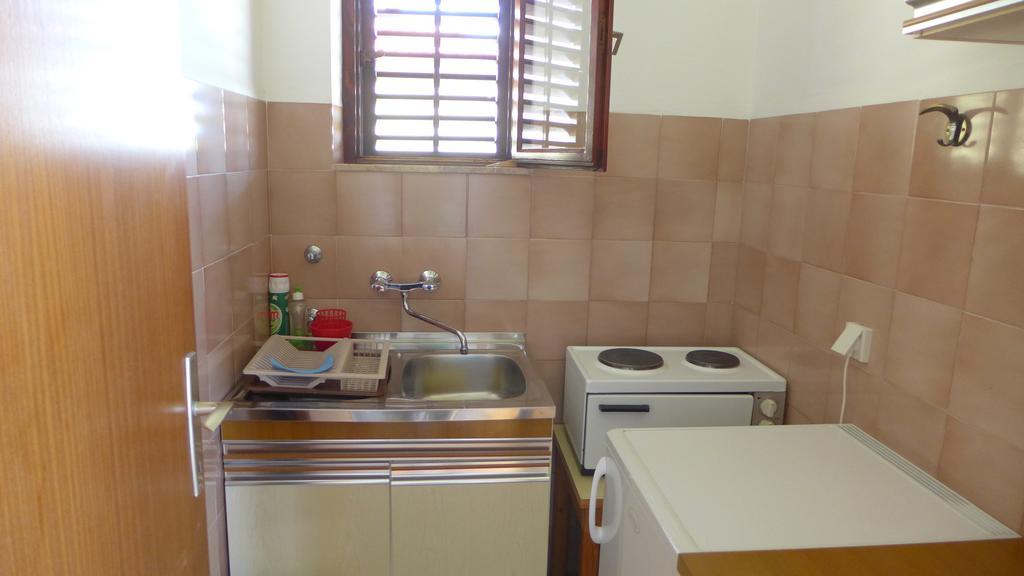 Guest House Kuzmanic Hvar Island Room photo