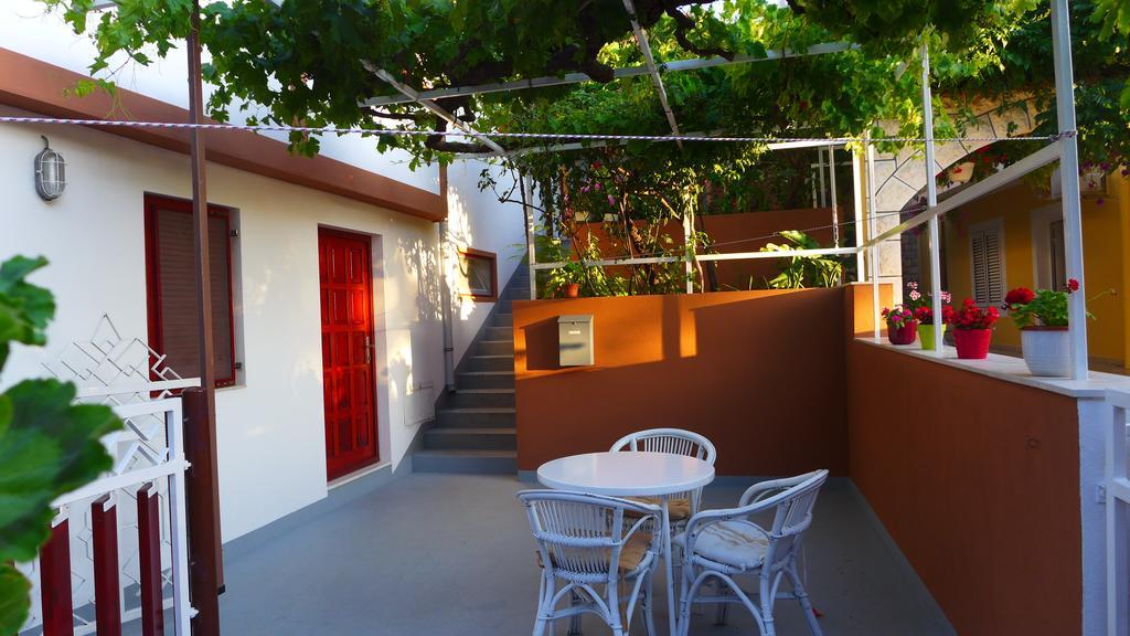 Guest House Kuzmanic Hvar Island Room photo
